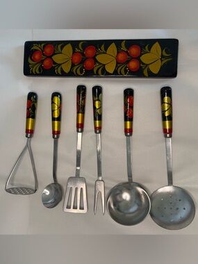 Khokhloma Assorted Kitchen Utensil Set of 7 Items hand painted Floral